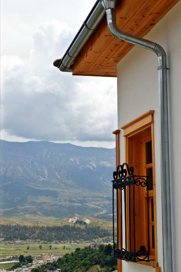 Argyropolis Boutique Hotel Gjirokastër Exterior foto